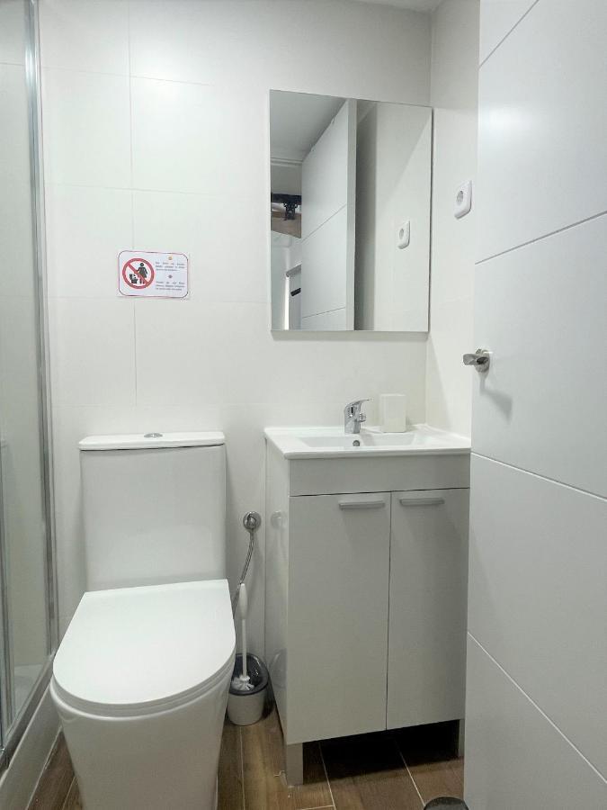 Comodo Y Acogedor Apartamento En Chueca, Gran Via Con Aire Acondicionado Y Calefaccion Madrid Kültér fotó